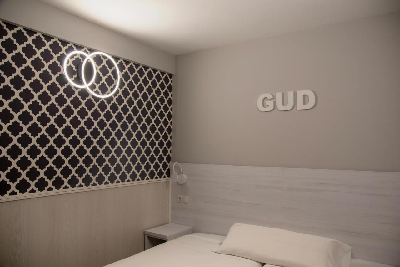 Hostal Gud Salamanca Buitenkant foto