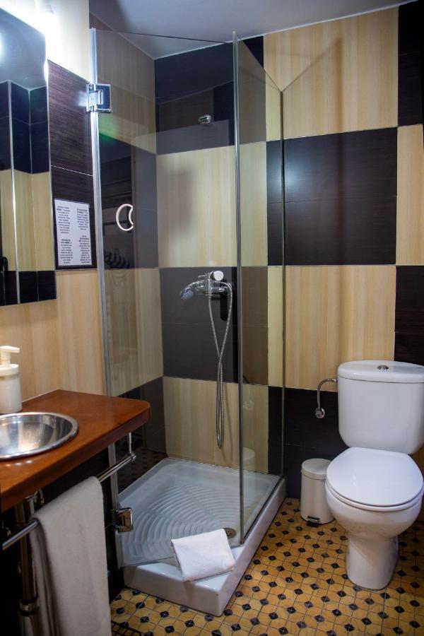 Hostal Gud Salamanca Buitenkant foto