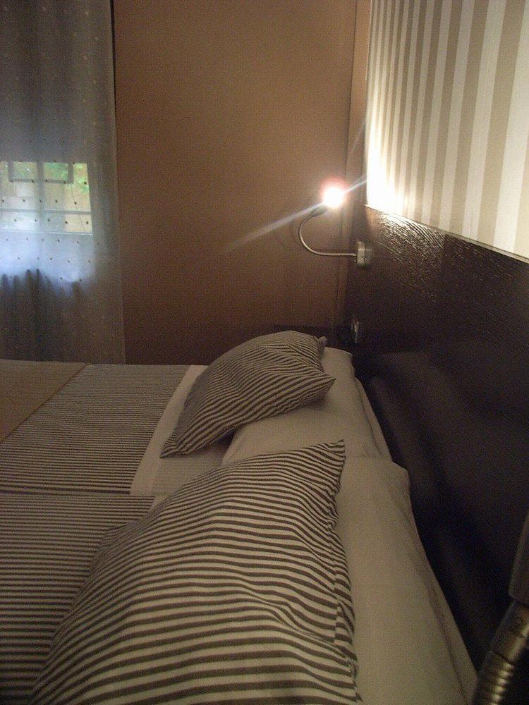 Hostal Gud Salamanca Buitenkant foto